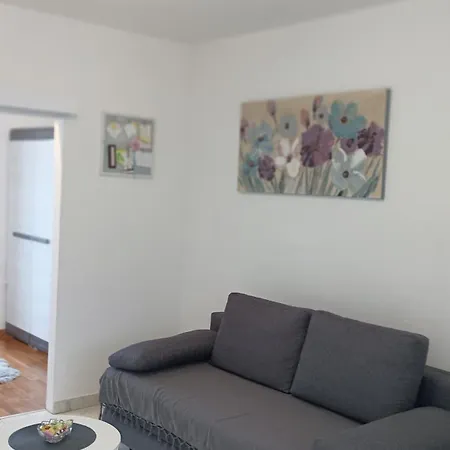 Fontana Felicita - Near The Kolovare * Zadar