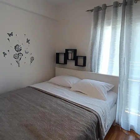 Fontana Felicita - Near The Kolovare Lejlighed