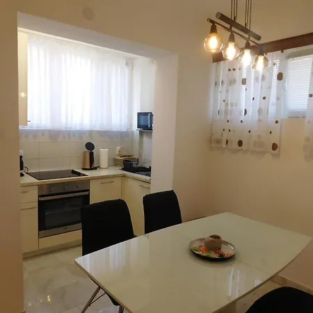 Fontana Felicita - Near The Kolovare * 자다르