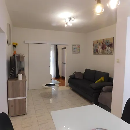 Fontana Felicita - Near The Kolovare